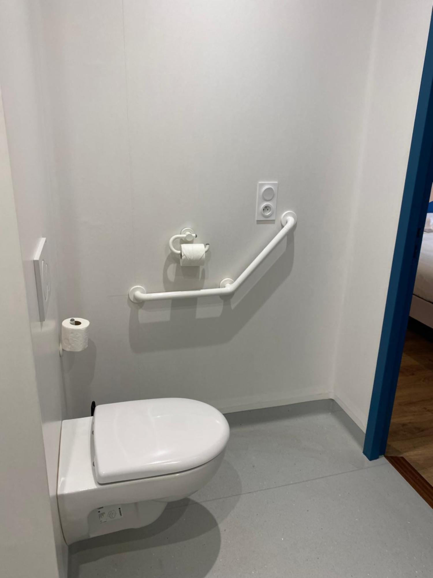 Ibis Budget Loudeac Velodrome 外观 照片