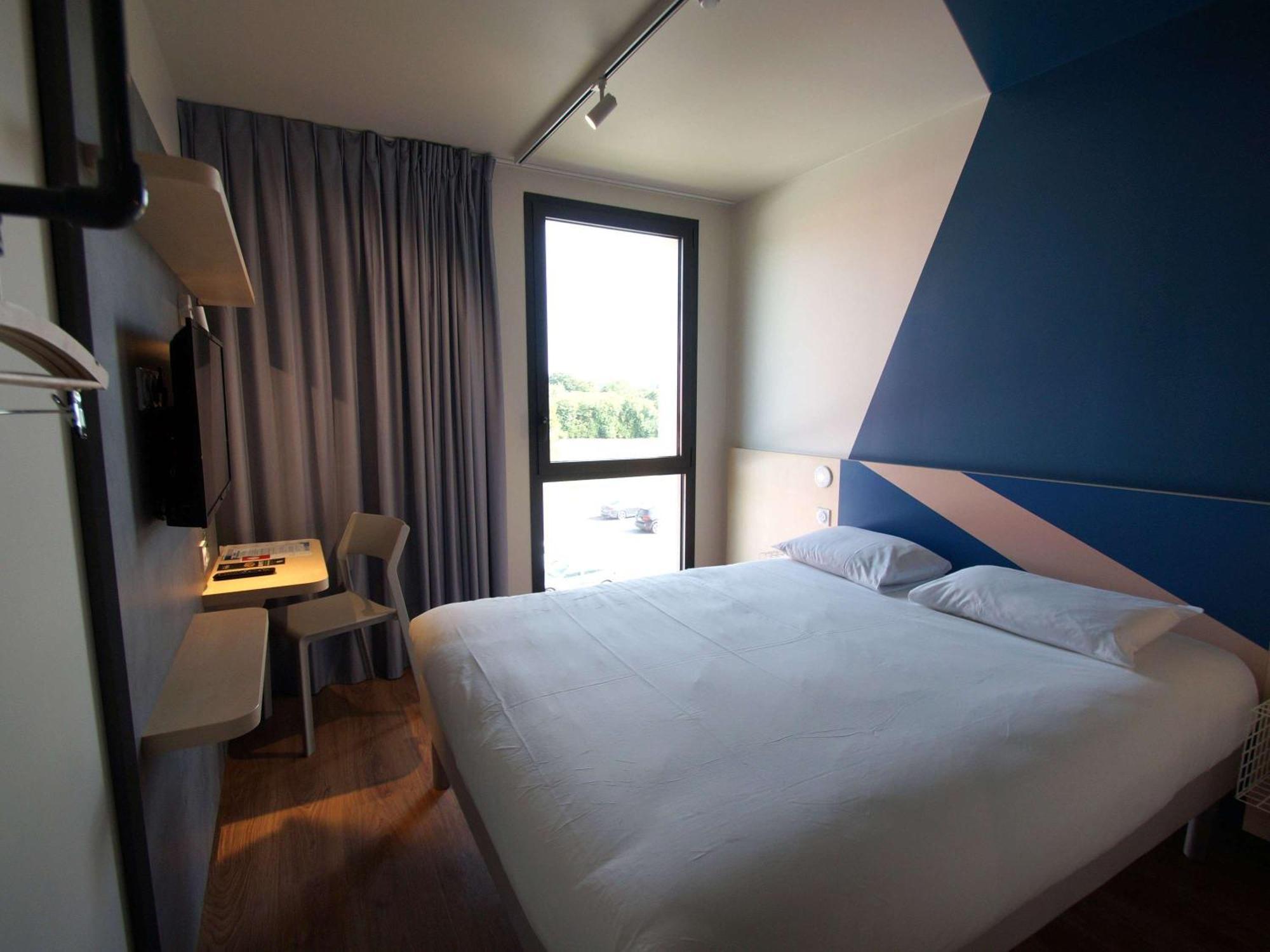 Ibis Budget Loudeac Velodrome 外观 照片